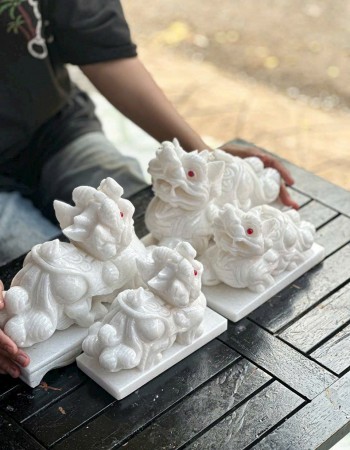 Cặp tỳ hưu đá trắng nguyên khối ngang 20cm T011