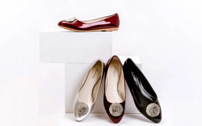 Bật mí tuyệt chiêu phối đồ cùng giày mules cho quý cô công sở